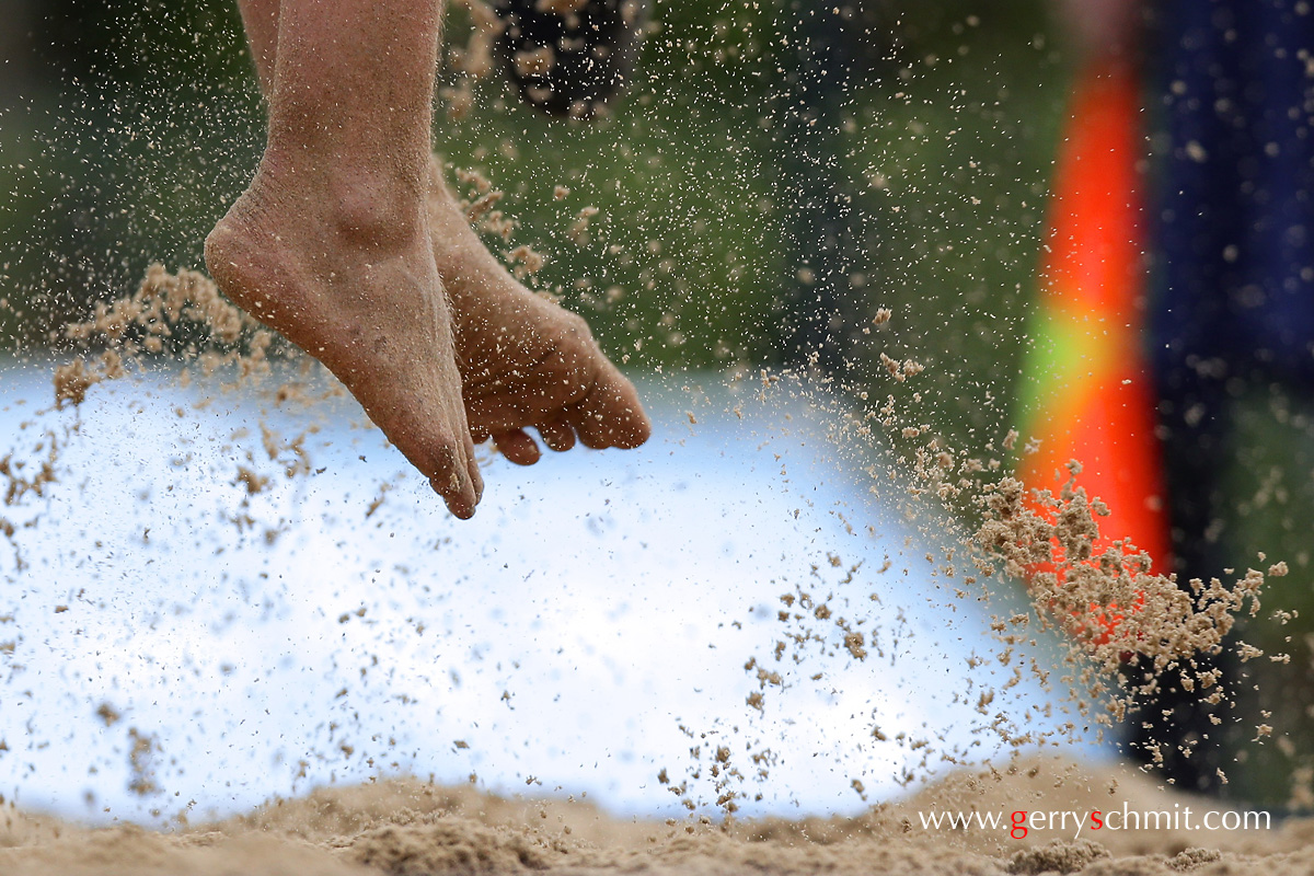 flying grains of Sand during a Beachvolleyball game at JPEE