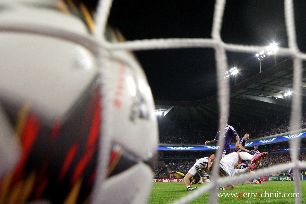 Adrian Ramos of BVB scores the goal of 3-0 against RSC Anderlecht in CL