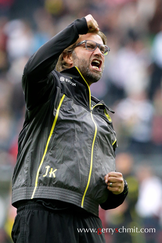 Juergen Klopp of Borussia Dortmund celebrates the victory against Eintracht Frankfurt