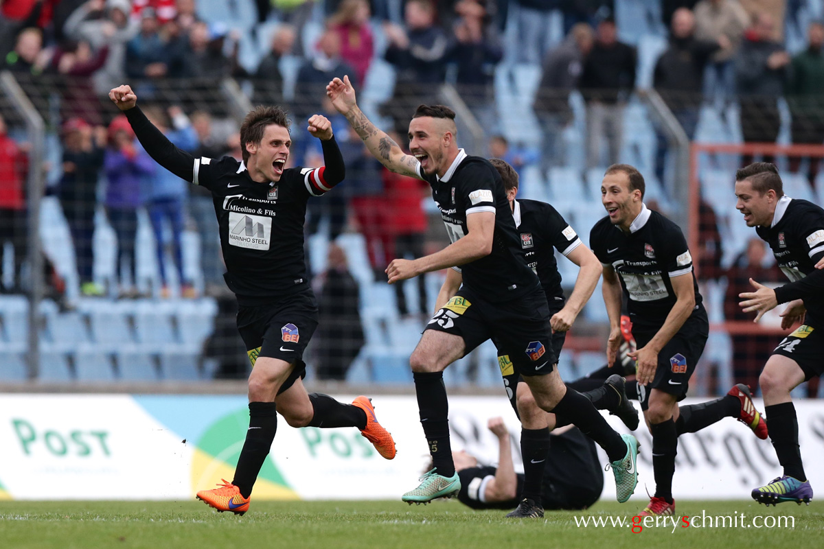 Players of FC Differdange 03 celebrate the win of the cup final in 2015